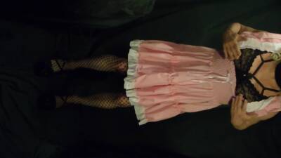 For - goodgurl34 sissy in pink dress on hur knees for your fun - ashemaletube.com