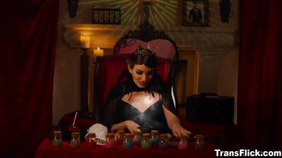 Natalie Mars - Snow White experiences unimaginable pleasure with the Queen - ashemaletube.com