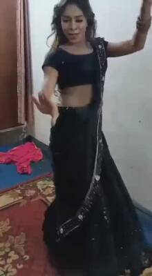 Bengali Sissy dance - ashemaletube.com - India