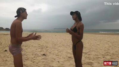 I Met This Hottie On The Beach - shemalez.com - Brazil