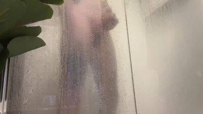 Tattooed Trans Girl Plays With Herself In The Shower 13 Min - shemalez.com